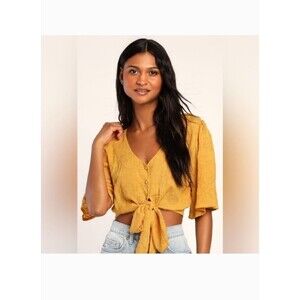 Lulu's Mustard Yellow Crop Top